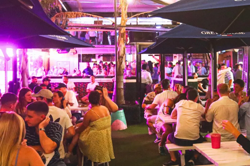 Main Deck + Marquee at Pink Lemonade Richmond